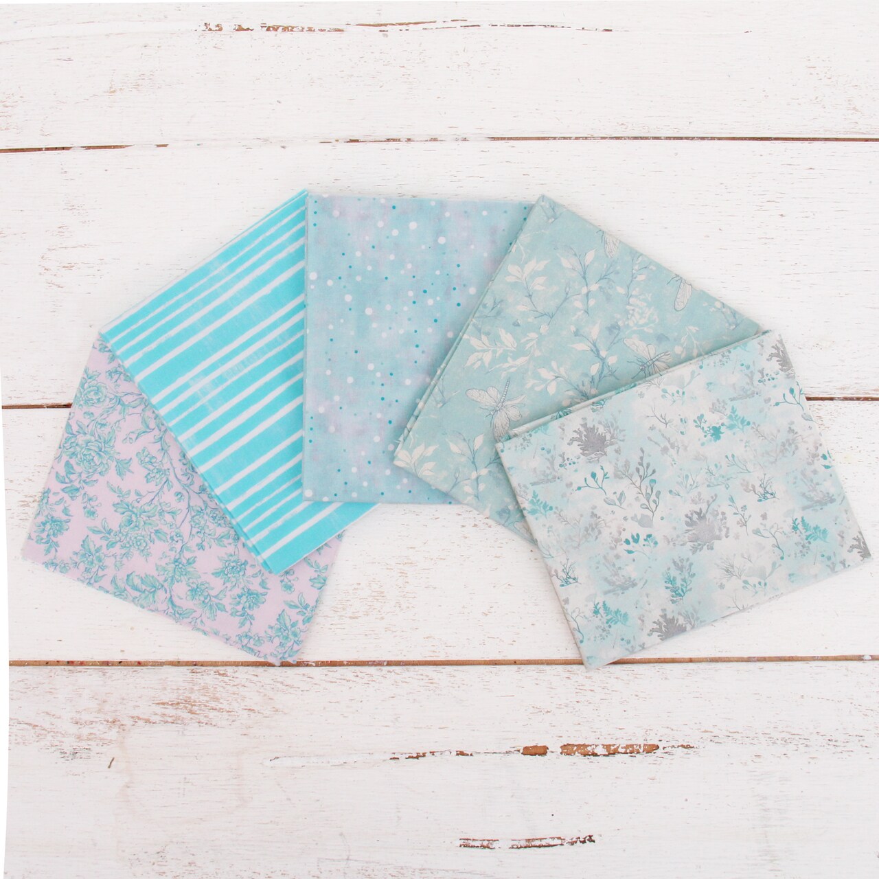 Threadart Fat Quarters Fabric Bundles -100% Cotton - 100% Cotton Sewing and Quilting Fabric - Full Size Fat Quarters 18"x21"